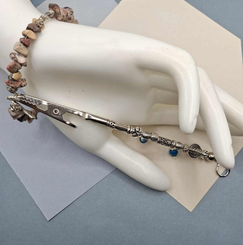 Teal Stripe Agate Bracelet Helper